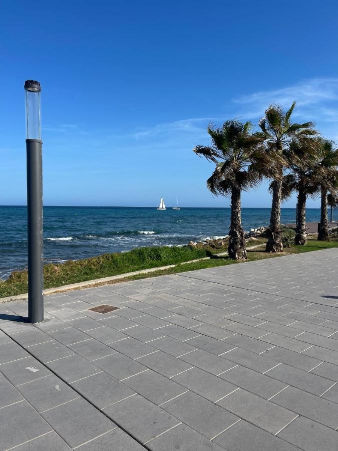 Capitan Friday Studio Torrevieja Exterior foto